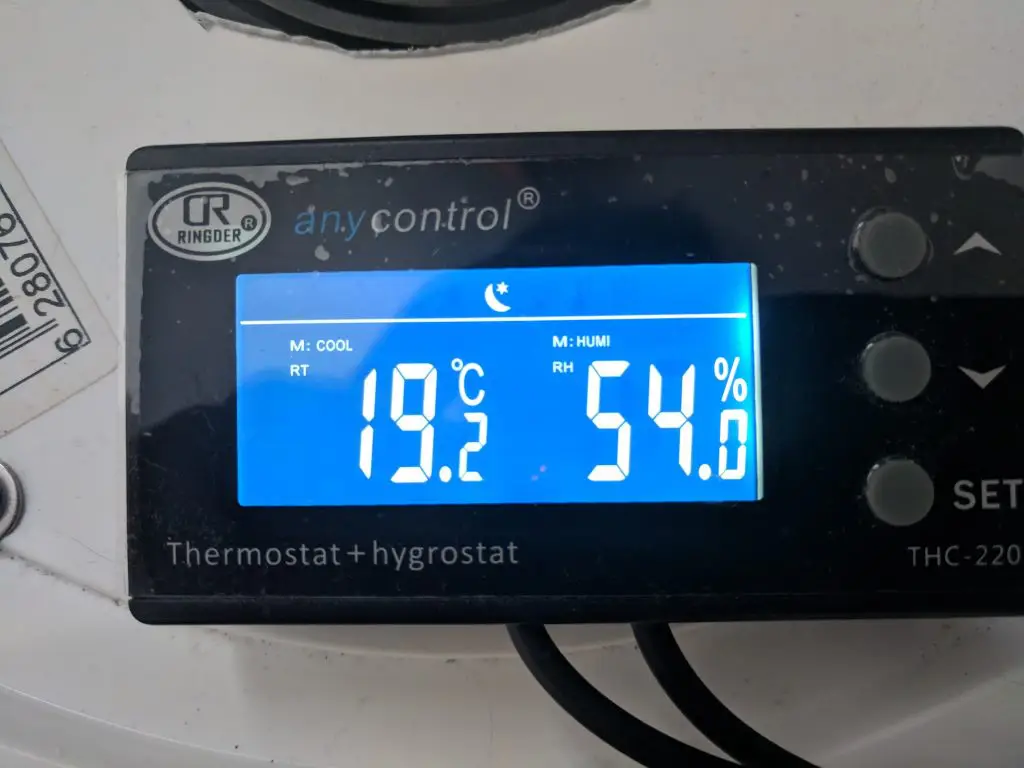 Humidity Controller Display